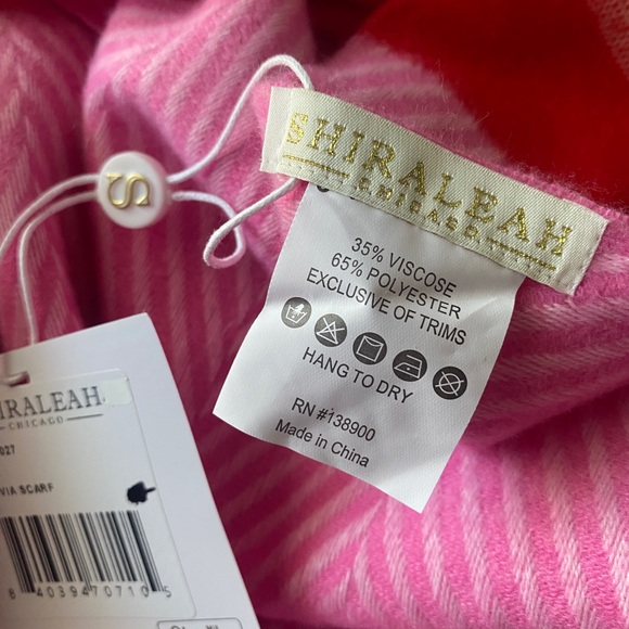 NWT Shiraleah Chicago Pink Blanket Scarf - Picture 9 of 9